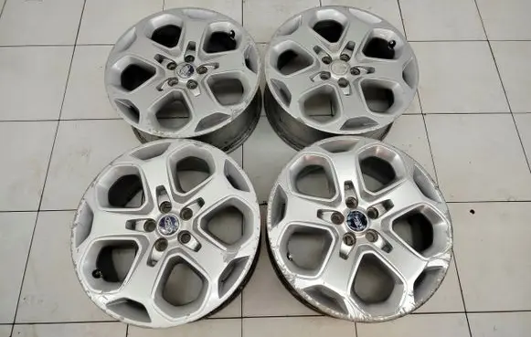 Ford Mondeo MK IV R18 carbon fiber rim 7S7J1007CB