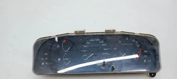 Nissan Almera Speedometer (instrument cluster) 88481581