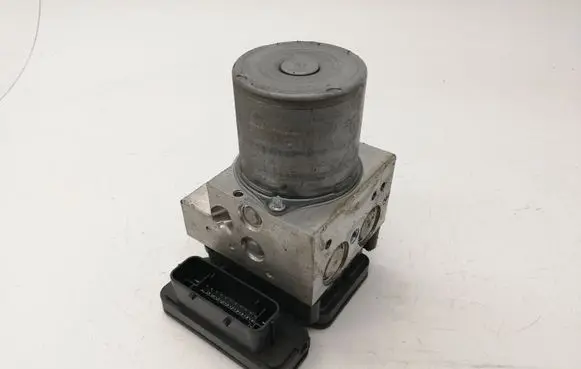 BMW 5 F10 F11 ABS Pump 685895534516858955