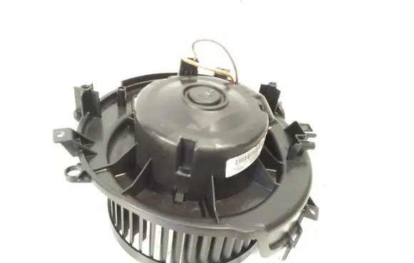 Volkswagen Golf VII Heater fan/blower 5Q2819021B