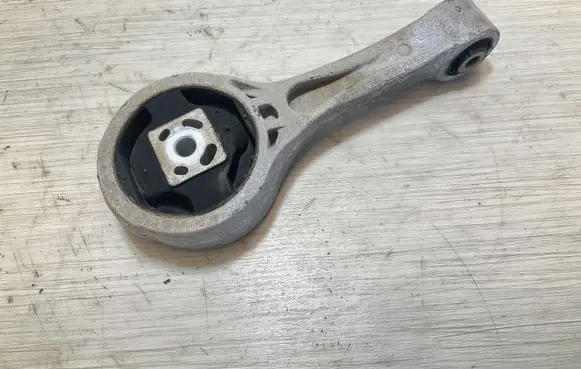 Skoda Fabia Mk3 (NJ) Gearbox mount 318294223
