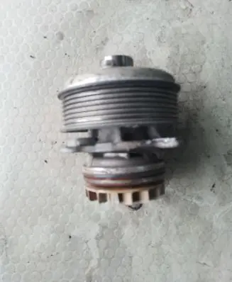 Renault Master III Water pump