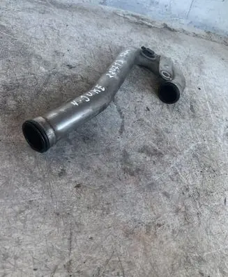 Nissan Juke I F15 Engine coolant pipe/hose
