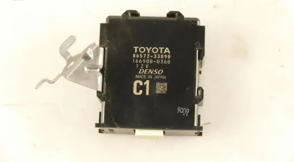 Toyota Camry Other devices 8657233090