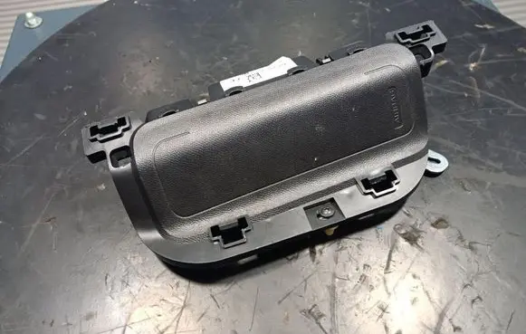 Opel Mokka Airbag cover 