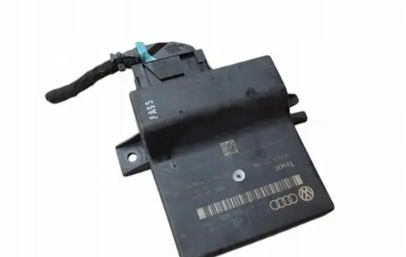 Audi A6 S6 C6 4F Gateway control module 