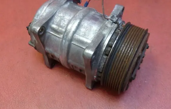 Iveco Daily 5th gen Air conditioning (A/C) compressor (pump) QP15HD