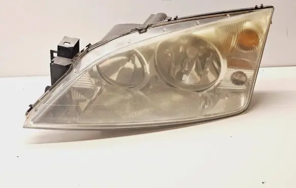 Ford Mondeo Mk III Headlight/headlamp 0301174201 1S7113006AK