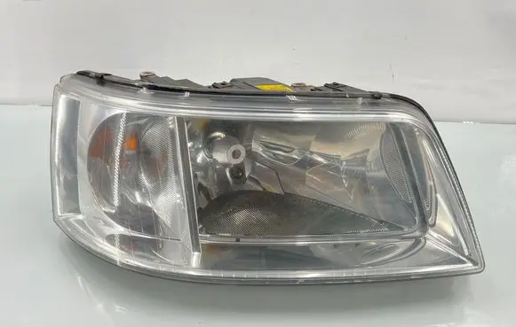 Volkswagen Transporter - Caravelle T5 Headlight/headlamp 0301191302 7H1941016J 02A011R00H8