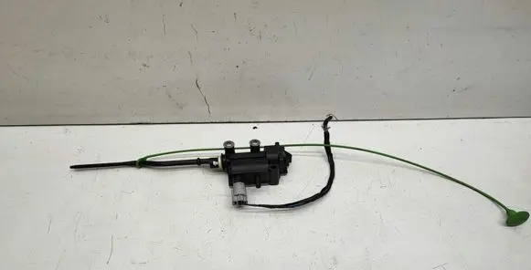 Fuel tank cap lock motor