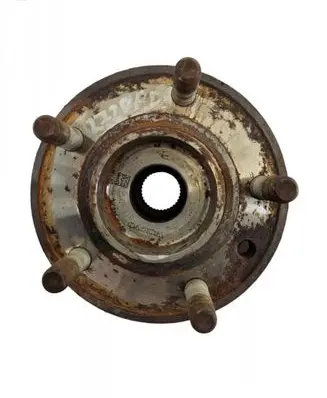 Volvo V40 Front wheel hub