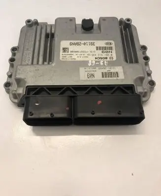 KIA Sportage Engine control unit/module 391102BAN9 0261S12435 FE66FS00600