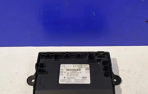 Mercedes-Benz S W221 Door central lock control unit/module A2218706286 A2218702185