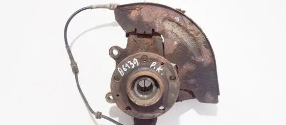 Peugeot 607 Front wheel hub