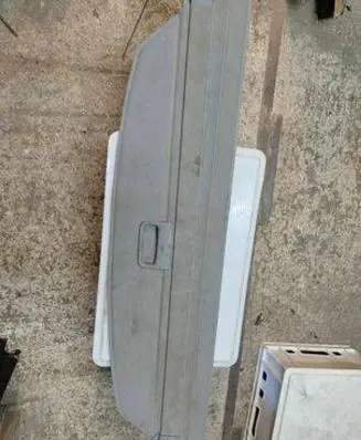 Parcel shelf load cover
