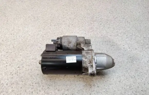 Mercedes-Benz SLK R172 Starter motor A2719060200 0001147408