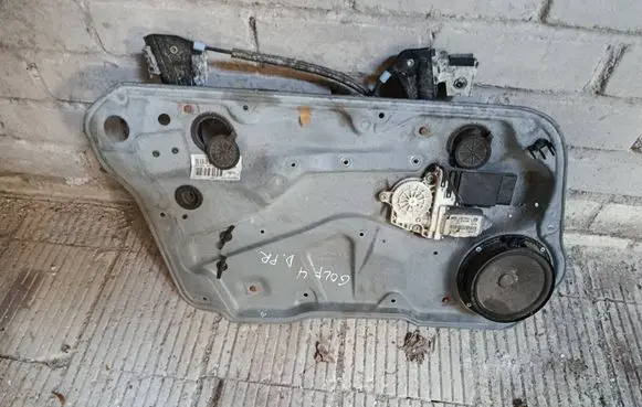 Volkswagen Golf IV Front door window regulator with motor 1J4837755E 119692109 131231