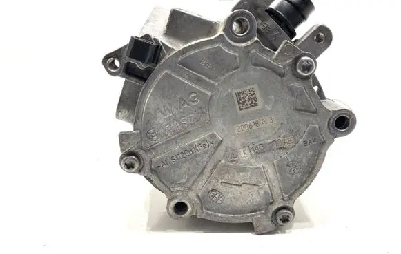 Audi A4 S4 B9 8W Vacuum pump 06K145100AE