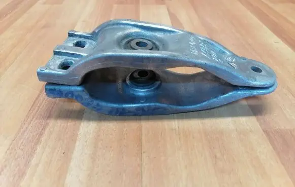 Renault Laguna III Rear control arm 557250001R 557255968R 557910001R