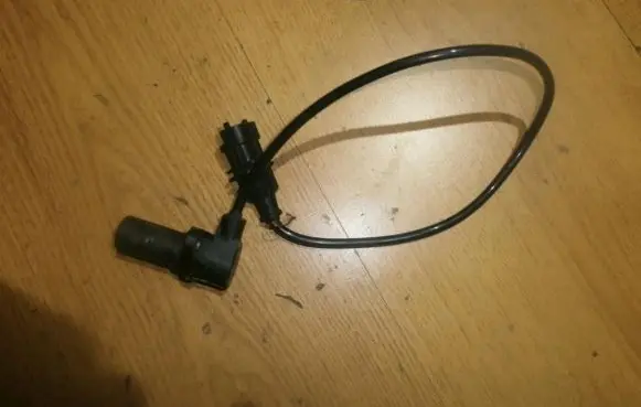 Volkswagen PASSAT B5 Crankshaft position sensor 050906433