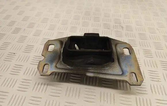 Peugeot 308 Gearbox mount 9813699680