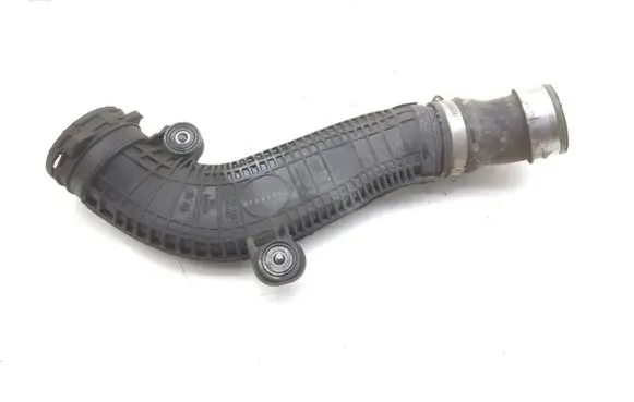 Volkswagen PASSAT B7 Intercooler hose/pipe 1K0145840R