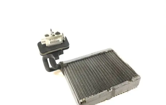 Volvo V40 Air conditioning (A/C) radiator (interior) 31369447