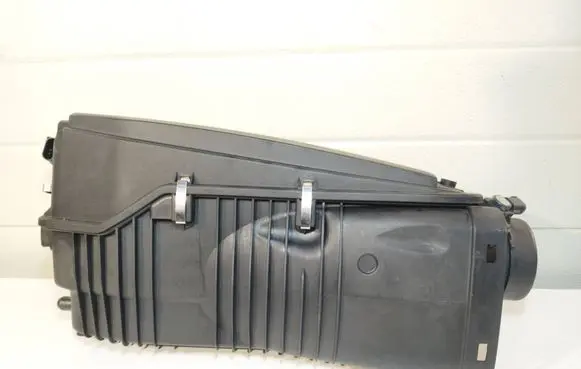 Mercedes-Benz C W203 Air filter box A6460901201 A6460940048