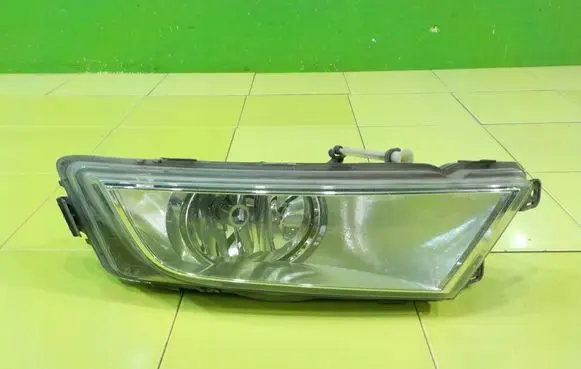 Skoda Octavia Mk3 (5E) Front fog light 7190100001 PRAWY