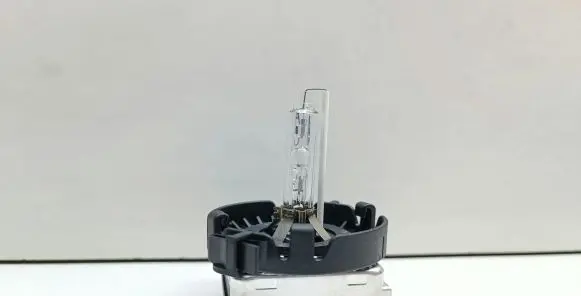 BMW 7 E65 E66 Xenon bulb 003281916 D1S