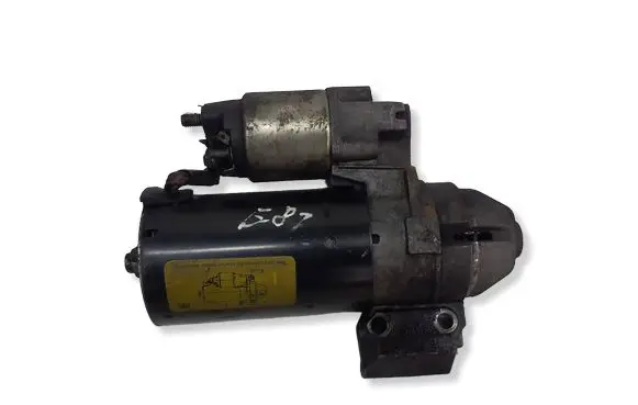 BMW 1 E81 E87 Starter motor 7798006