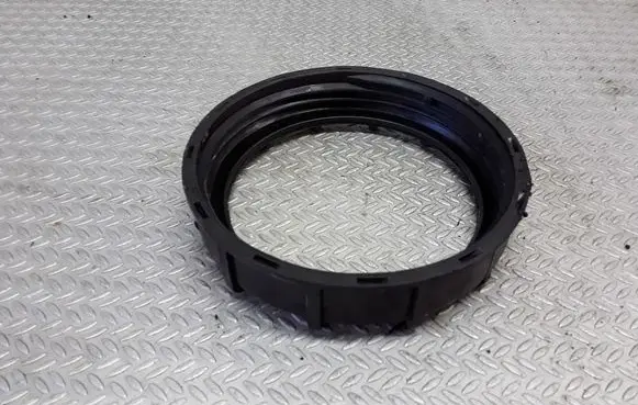 Mercedes-Benz C W203 In tank fuel pump screw locking ring/nut 