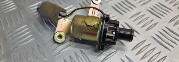 Nissan King Cab, Navara Engine control unit/module fan 