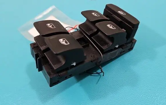 Skoda Fabia Mk3 (NJ) Electric window control switch 6V1959857A IMPRK1452105