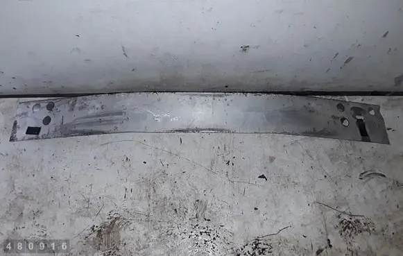 Nissan Leaf I (ZE0) Front bumper cross member 620323NF0A