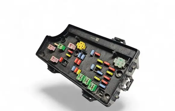 Dodge Caliber Fuse box set P68028007AB 68028007AB 007AB
