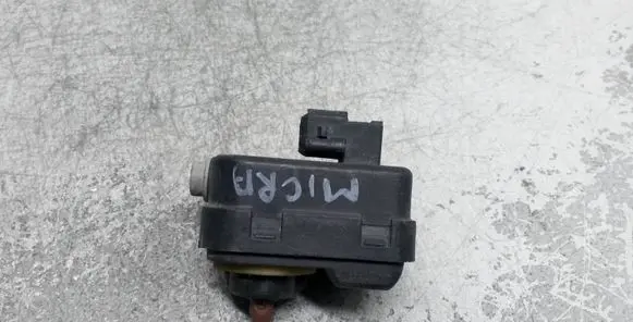 Nissan Micra Headlight level adjustment motor 