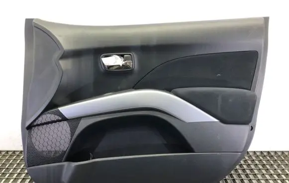 Mitsubishi Outlander Front door card panel trim