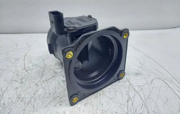 Audi A4 S4 B6 8E 8H Mass air flow meter 078133471E AFH7008D