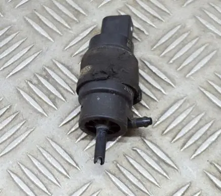 Windscreen/windshield washer pump