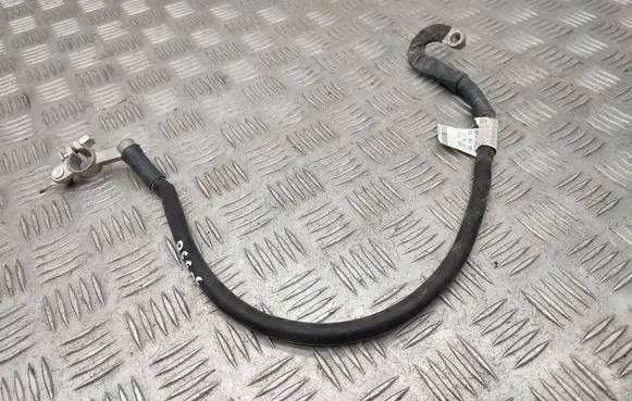 Mercedes-Benz Vito Viano W447 Positive cable (battery) A4475400030