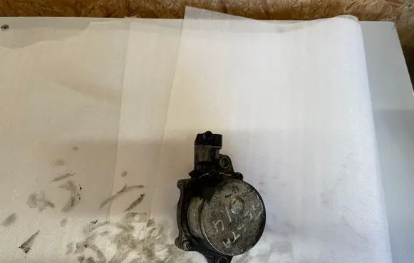Ford Fiesta Vacuum pump 9658398030