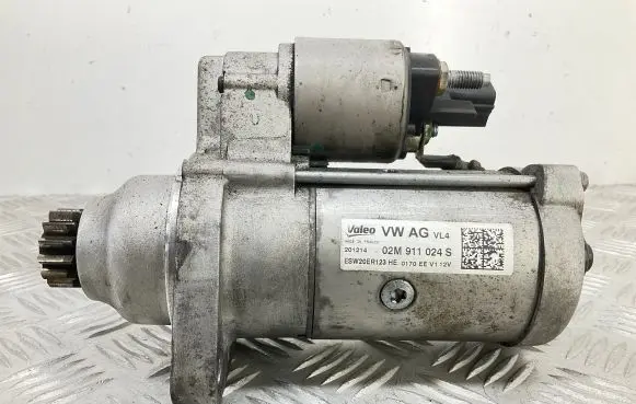 Volkswagen PASSAT B8 Starter motor 02M911024S