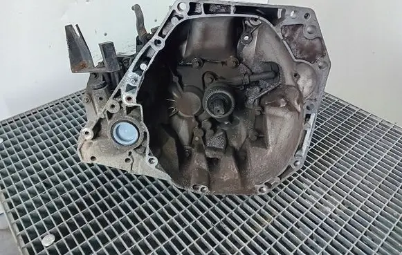 Nissan Tiida C11 Manual 5 speed gearbox JH3164