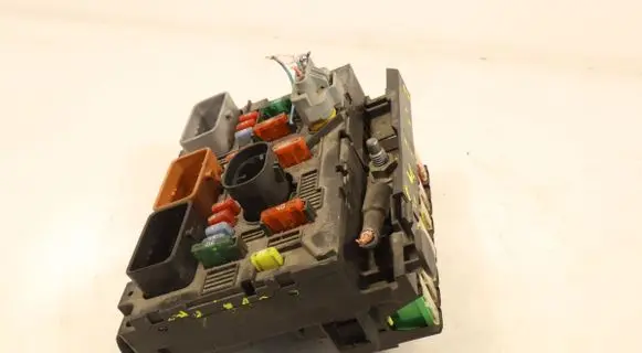 Citroen C4 I Picasso Fuse box set 9664055680