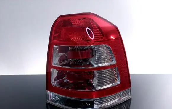 Opel Zafira B Rear/tail lights 21728016R 1090029 E245012