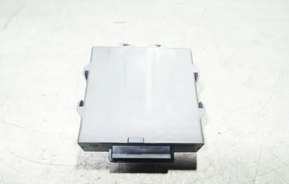Toyota Avensis T270 Parking PDC control unit/module 8934005021