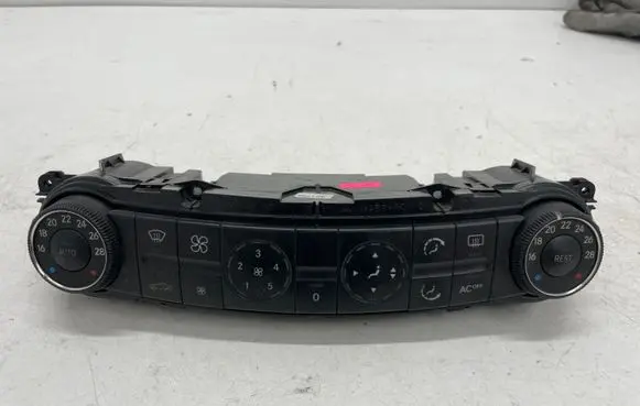 Mercedes-Benz E W211 Climate control unit 2118300385