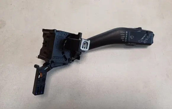 Skoda Octavia Mk2 (1Z) Wiper control stalk 1K0953519J