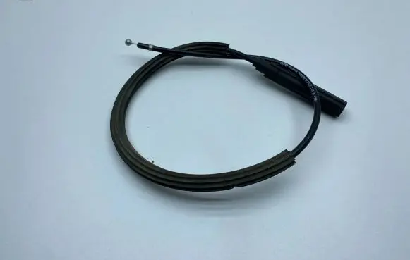 Audi A3 S3 A3 Sportback 8P Engine bonnet/hood lock release cable 8P0823535C